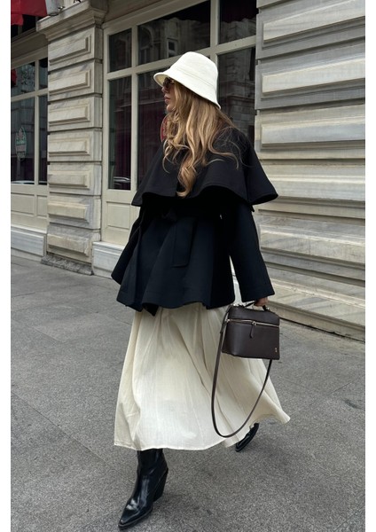 Siyah Livia Pelerin Detaylı Kaşe Kaban fiyatları