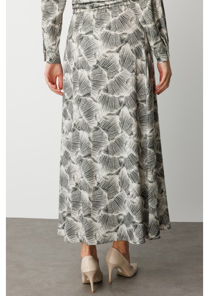 Mix Mizalle Haki Yeşil Yaprak Desenli Uzun Evaze Etek modelleri