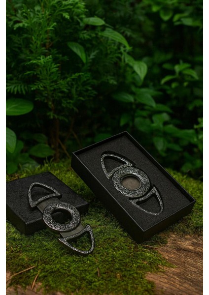 Elit Zarafet Çelik Gümüş Işlemeli Puro Kesici