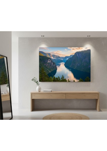 Görkemli Norveç Fiyort Manzaralı Kanvas Tablo | Iskandinav Dağları ve Göl Tablosu modelleri