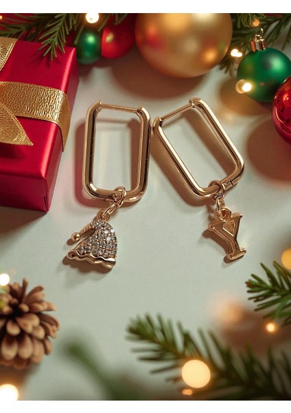 Yılbaşı Konseptli Harf Chram'lı Çelik Dikdörtgen Küpe