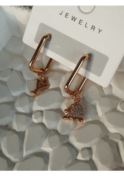 Yılbaşı Konseptli Harf Chram'lı Çelik Dikdörtgen Küpe modelleri