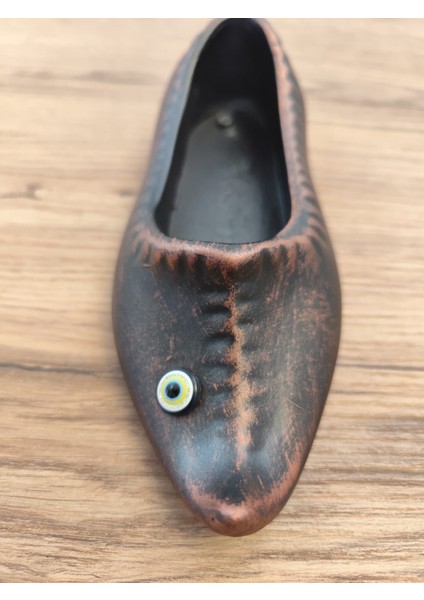 Bakır Renk Dekoratif Nazar Boncuklu Çarık Biblo – 20 x 7 cm fiyatları