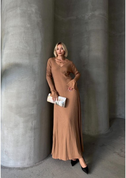 Ince Bel V Yaka Maxi Triko Elbise modelleri