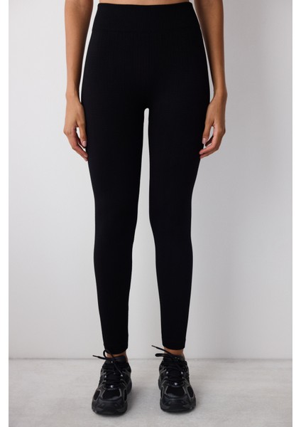 Siyah Dikişsiz (Seamless) Sıcak Tutan Termal Etkili Yüksek Bel Tayt