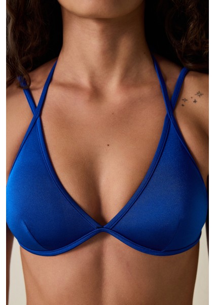 Lapis Minimal Kesim Bağlama Detaylı Mavi Bikini Üstü