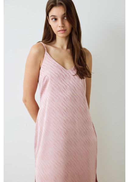 Gül Kurusu Emma Zebra Desenli V Yaka Saten Gecelik