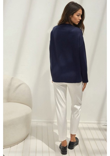 Kadın Bisiklet Yaka Relax Fit Yumuşak Triko Kazak Gece Mavisi