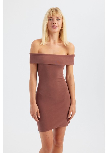 Kadın Omuzları Açık Mini Vücut Şekillendirici Elbise Mocha Kahvesi