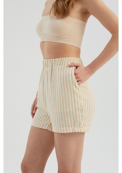 Kadın Şeritli Yüksek Bel Elastik Bel Şort Kahverengi