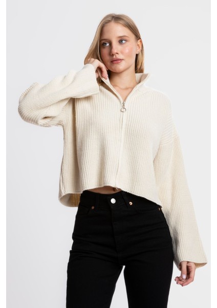 Kadın Fermuarlı Rahat Kesim Triko Hırka Krem Doğal