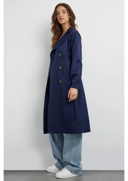 Kadın Kemerli Düğmeli Trençkot Lacivert