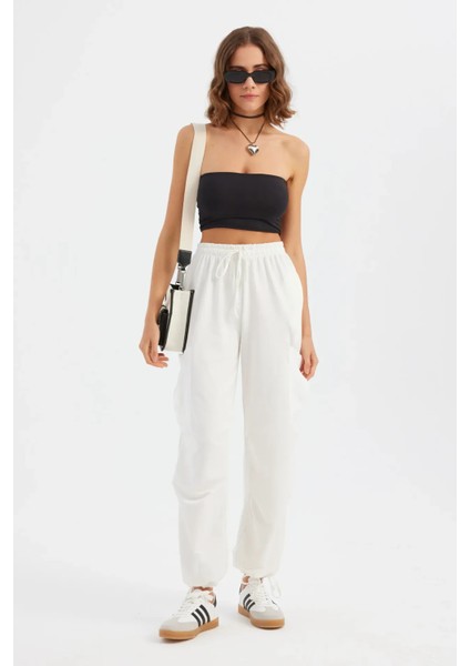 Kadın Bağcıklı Yüksek Bel Dokuma Jogger Pantolon Beyaz