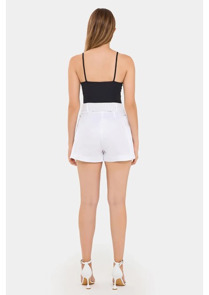 Kadın Cebi ve Kuşak Detaylı Pamuk Yüksek Bel Şort Beyaz