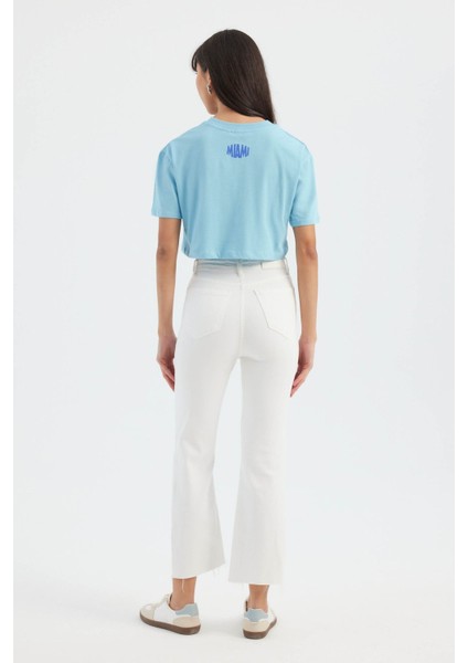 Kadın Grafik Desenli Kırpılmış Tişört Mavi