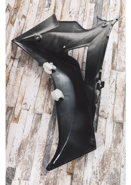 Easy Pro Rüzgarlık Sağ Gri-Beyaz Orijinal fırsatları