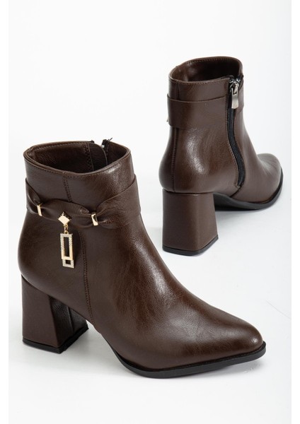 Kahverengi Kadın Kalın Topuklu Bot Küpe Taşlı Suni Deri