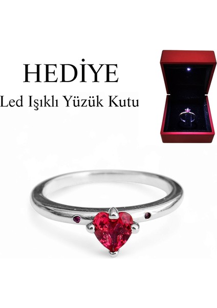 925 Ayar Gümüş Kırmızı Taşlı Kalp Sen ve Ben Yüzük Işıklı Kutuda