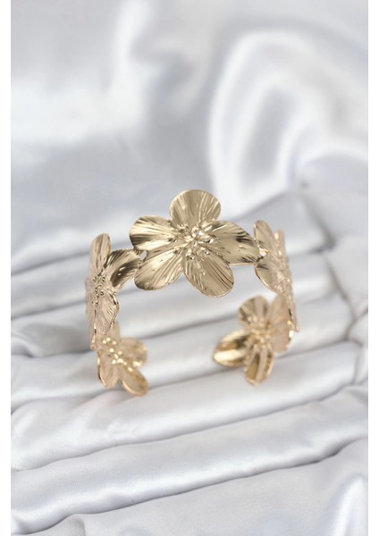 Çiçek Model Pirinç Levha Kadın Bileklik - TJ-BB8051