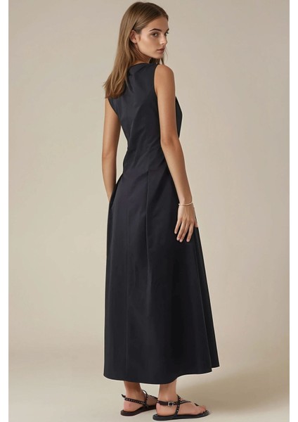 Kadın Düğme Detaylı Kolsuz A-Form Maxi Elbise Siyah