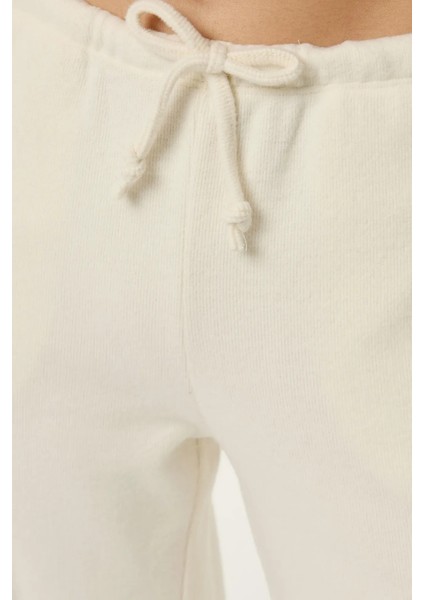 Kadın Esnek Bel Düz Paça Eşofman Tozlu Beyaz