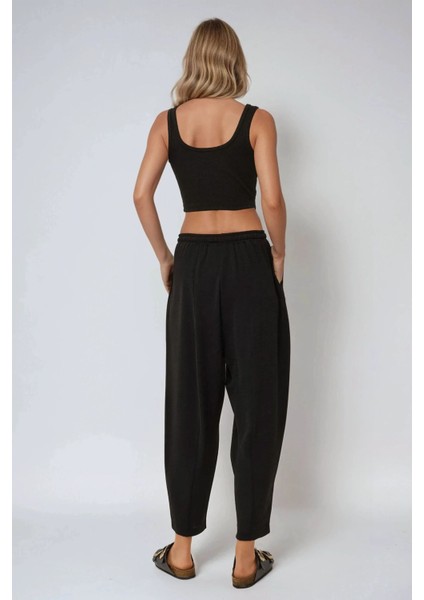 Kadın Esnek Bel Rahat Kesim Pileli Pantolon Siyah
