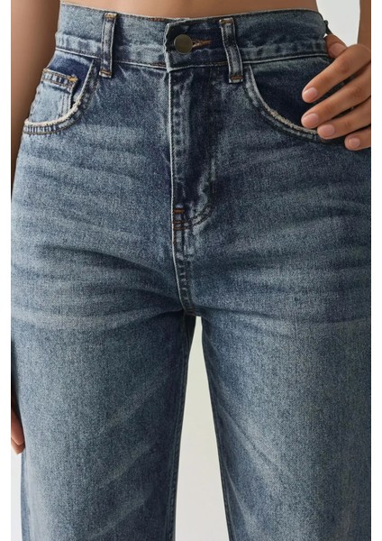 Kadın Straight Fit Denim Pantolon Kot