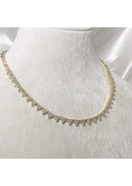 Vıp Seri Zirkon Taşlı Üçgen Kolye Gold modelleri