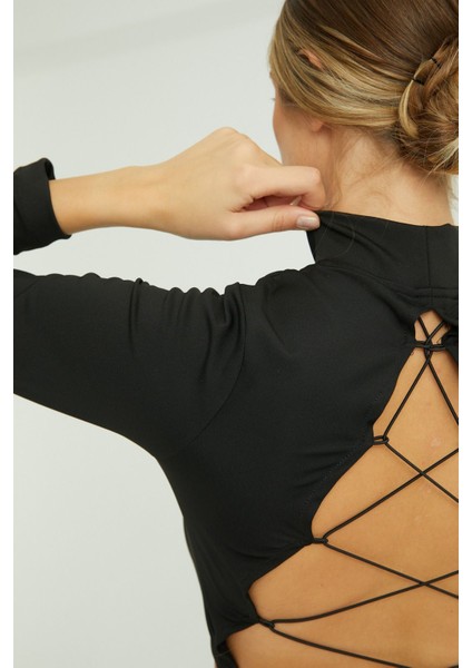 Kadın Sırtı Lastikli Uzun Kol Crop modelleri