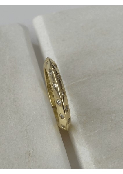 Küçük Taşlı Gold Yüzük fırsatları
