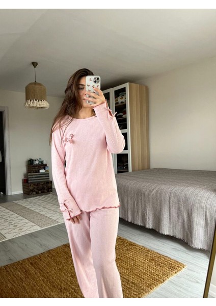 - Pink Bowl Kadın Pijama Takımı fırsatları
