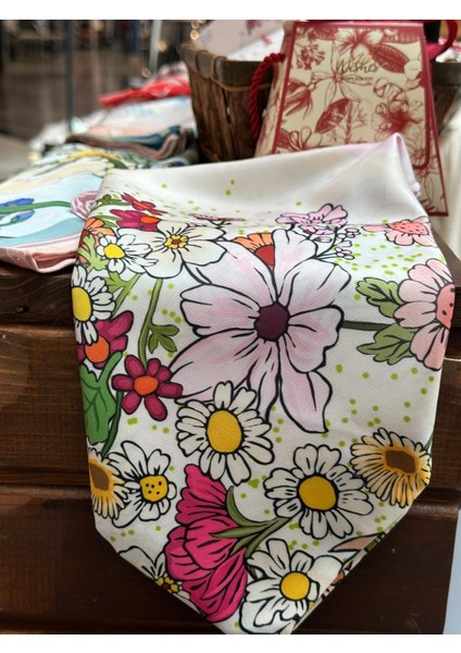 Bahar Desen Kare Fular modelleri