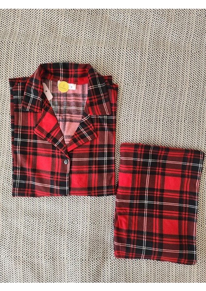 - Red & Cozy Kadın Pijama Takımı