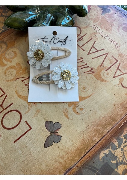 Beyaz Glitter Pırıltılı Payet Papatyalı 2’li Çıtçıt Toka fırsatları