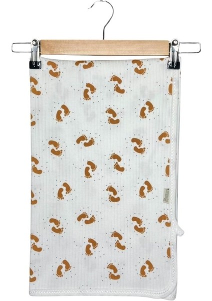 Raporlu Ayak Izi Desenli Bebek Battaniyesi – 12 Ay – Uni