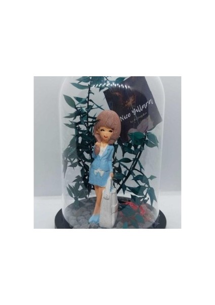 Teraryum Fanus Doğum Günün Kutlu Olsun Yazılı Çantalı Kadın Temalı