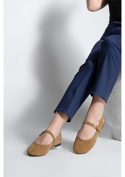 Kadın Desenli Bantlı Günlük Babet Afira Taba Süet fiyatları