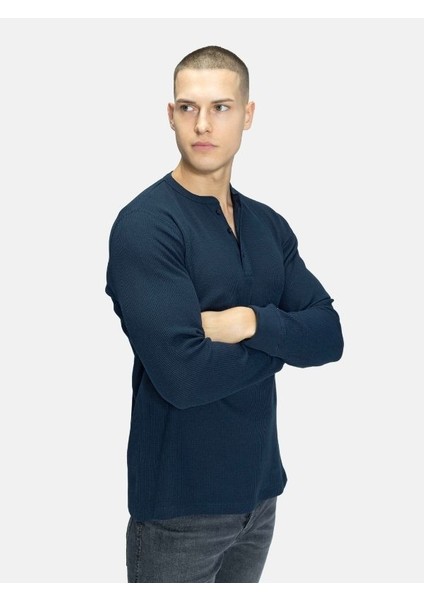 Erkek Henley Uzun Kollu T-Shirt fırsatları