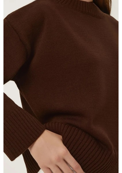 Kadın Bisiklet Yaka Relax Fit Yumuşak Triko Kazak Kestane Kahvesi