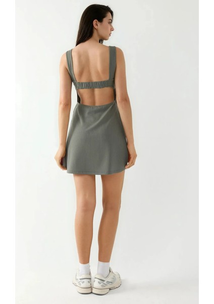 Kadın Kırışıklıklı Kare Yaka Mini Elbise Haki Yeşil