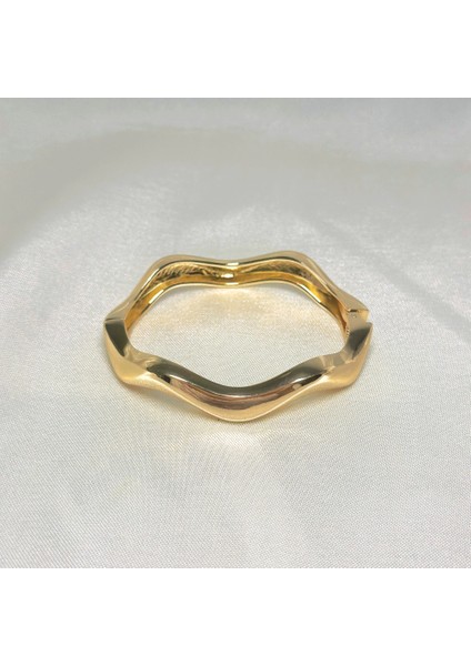 Dalgalı Şık Kelepçe Gold indirimleri