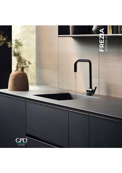 Frezia Eviye Bataryası U Borulu Siyah