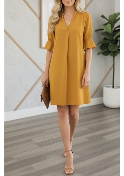 Şık Rahat Kesim Kırmızı V Yaka Volan Kol Elbise