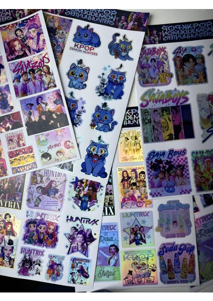 Kpop Demon Hunters Sticker Seti 6 Sayfa Hologram