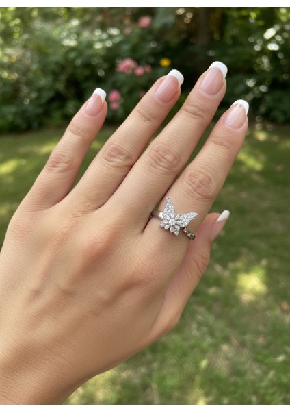 Kelebek ve Çiçek Modelli Dönen Stres Yüzüğü Silver Renk (Çiçek Figürü Dönmektedir)