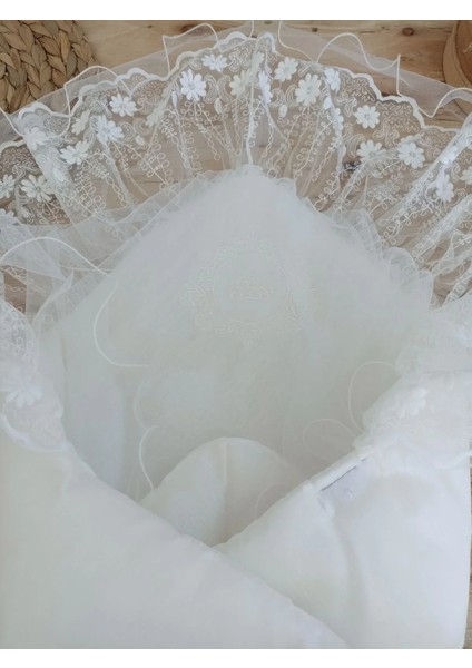 Yenidoğan Gelinlik Duvaklı Trilüks Kundak Bebek Battaniyesi Ekru fiyatları