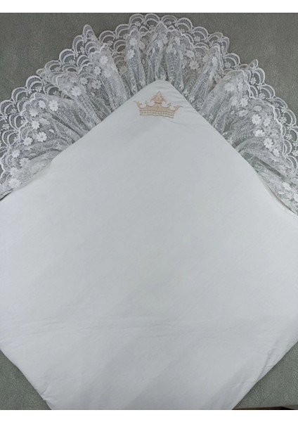 Yenidoğan Saray Kadife Taç Nakışlı Inci Fiyonklu Çift Dantel Duvak Trilüks Kundak Bebek Battaniyesi Vizon-Ekru fırsatları