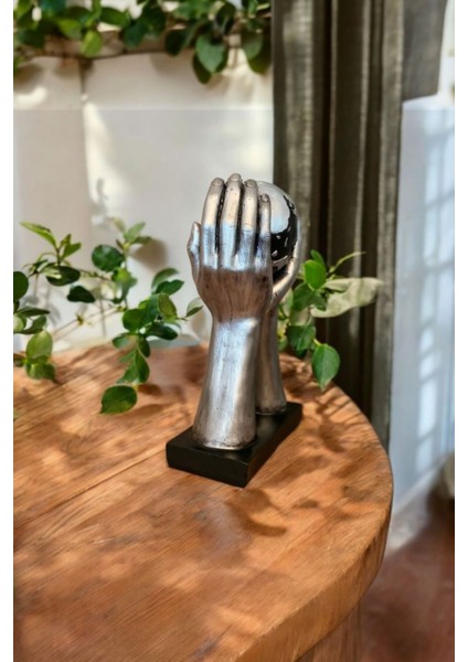 Dekoratif Dünya Tutan El Biiblo fiyatları