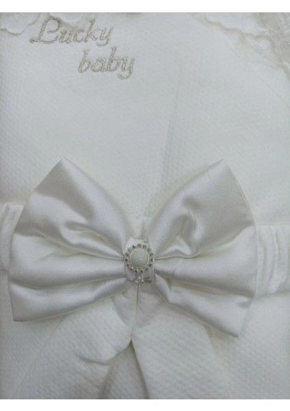 Yenidoğan Sahra Taç Lucky Baby Nakışlı Kumru Kundak Bebek Battaniyesi Ekru modelleri