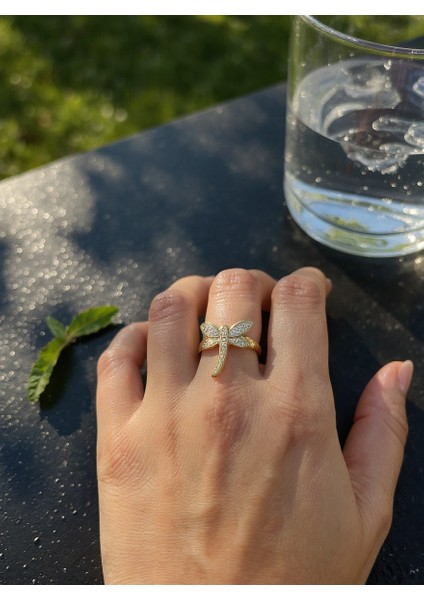 Yusufçuk Figürlü Taşlı Dönen Gold Renk Stres Yüzüğü (Yusufçuk Figürü Dönmektedir)